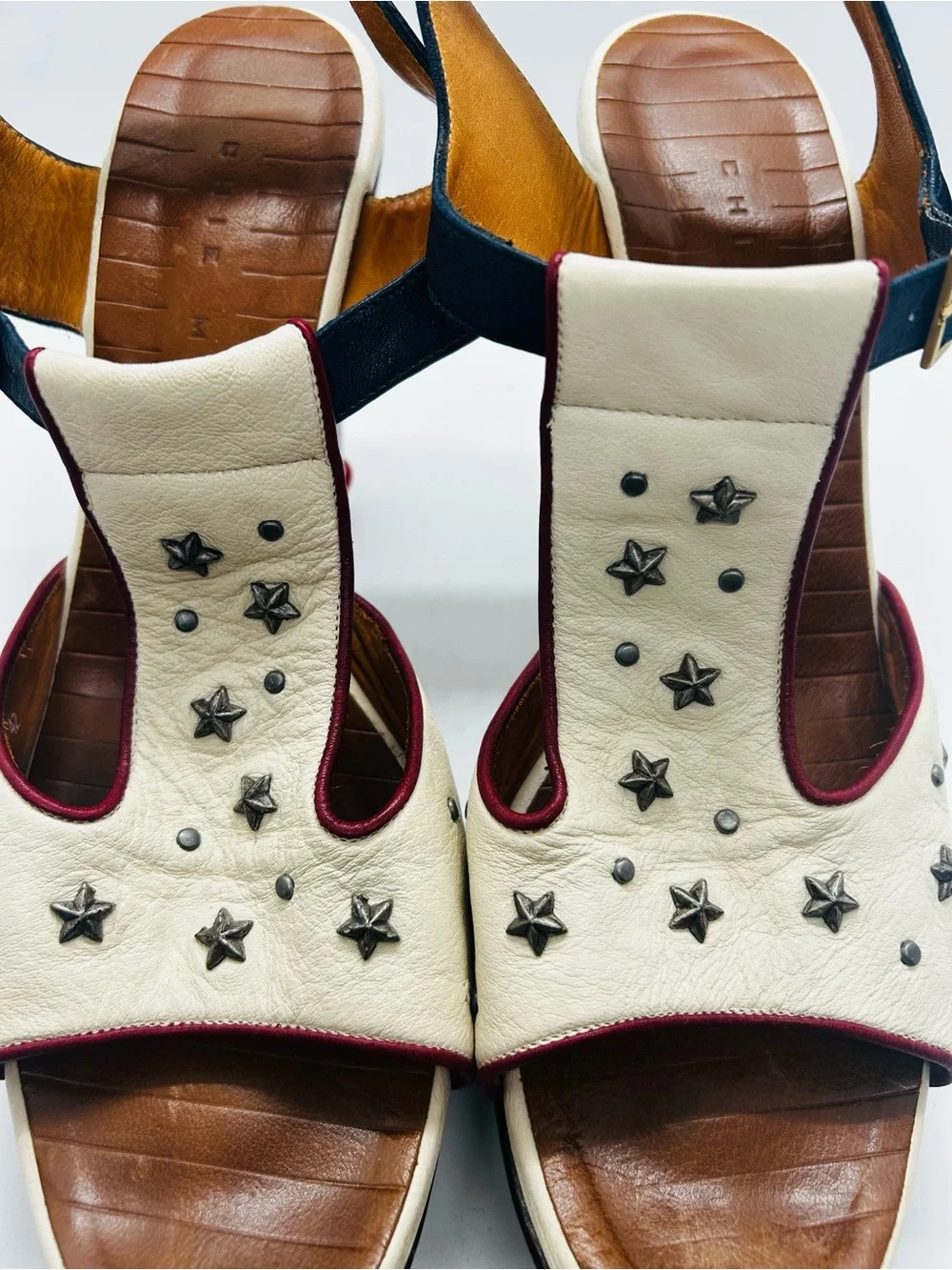 Chie Mihara Women’s Sz 42 Star Stdded Heels Sandals